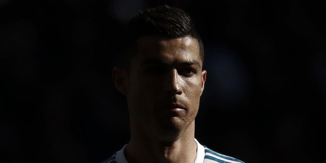 Cristiano Ronaldo'dan 'evde kal' çağrısı