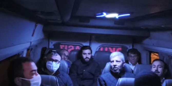 İETT şoförlerini taşıyan servis aracı koronavirüs tedbirlerine uymadı