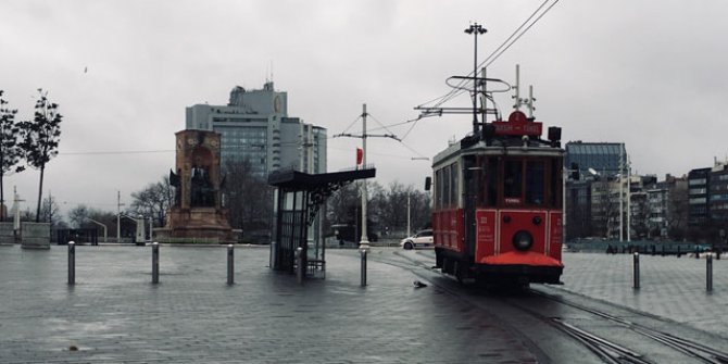 Nostaljik tramvay 'son' seferlerini yapıyor
