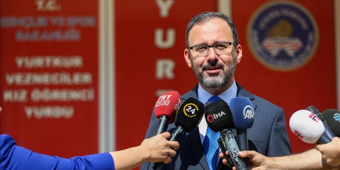 Üniversite öğrencilerinin burs ve kredileri hesaplarına yatırılmaya başlandı