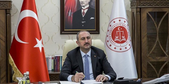 Gül: Kovid-19'la bağlantılı olarak 750 kişi hakkında soruşturma başlatıldı