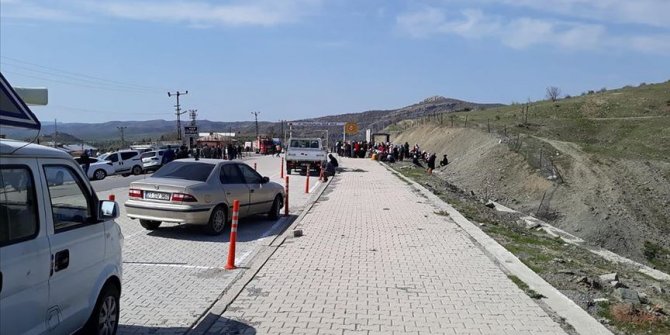 Diyarbakır'da sivillere yönelik terör saldırısı: 5 sivil şehit oldu