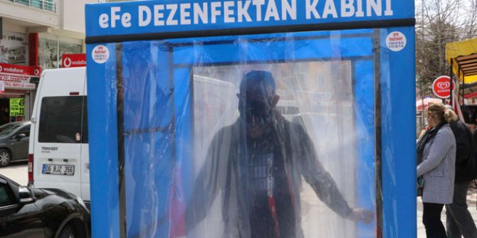 Ankara'da dezenfeksiyon kabininde kuyruk