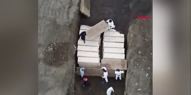 ABD’de koronavirüsten ölenler toplu mezarlara gömülüyor
