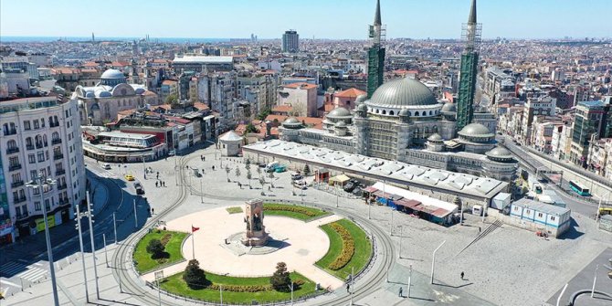 Beyoğlu'nda bazı meydan ve caddelerde yaya trafiğine kısıtlama