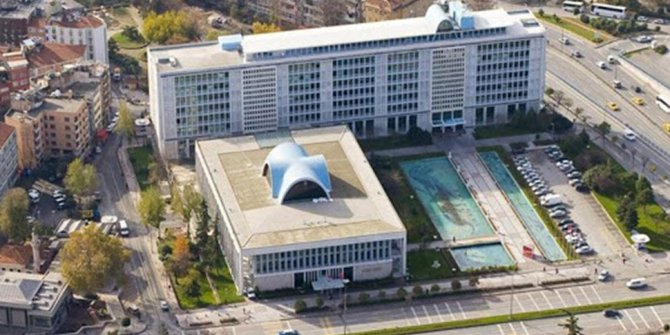 İBB'de koronavirüs vaka sayısı 471'e yükseldi