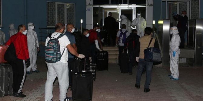 Suudi Arabistan'dan getirilen 314 kişi Çorum'da yurda yerleştirildi