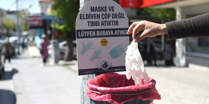 Altındağ'da maske atıklarına özel çöp sepeti