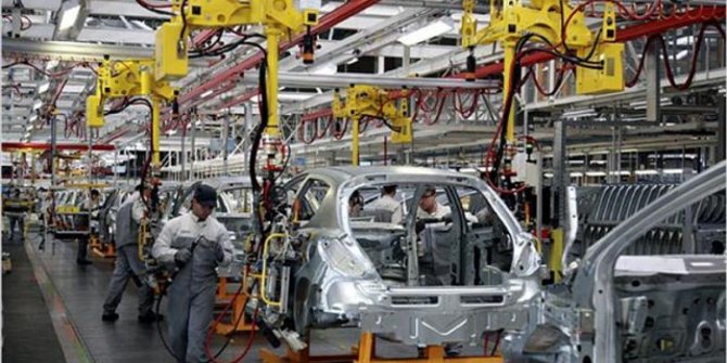 Avrupa'da otomotiv sektörü üretime başlıyor