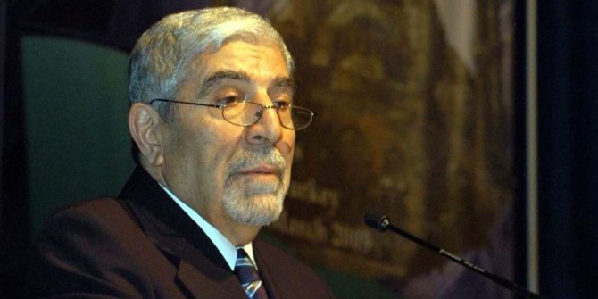 Kovid-19 tedavisi gören Prof. Dr. Sedat Tellaloğlu hayatını kaybetti