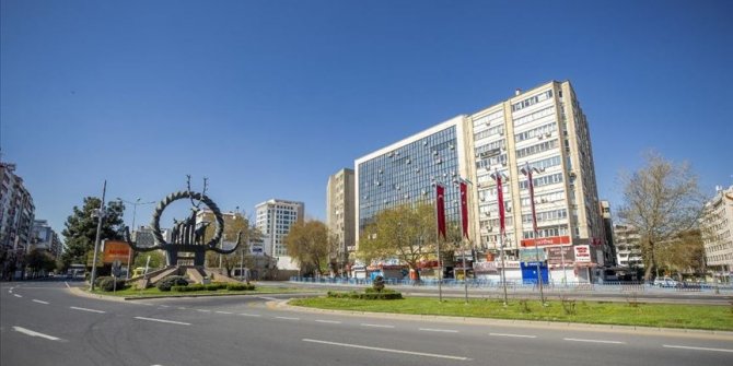 Başkentte sokağa çıkma kısıtlamasının ikinci günü