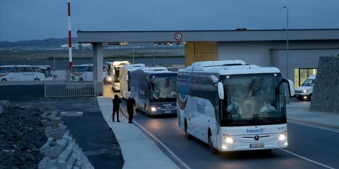 Mısır’da mahsur kalan 164 Türk vatandaşı tahliye edildi