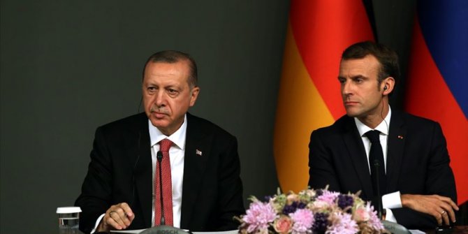 Cumhurbaşkanı Erdoğan, Fransa Cumhurbaşkanı Macron'la telefonda görüştü