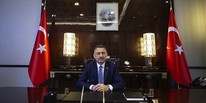 Cumhurbaşkanı Yardımcısı Oktay: Kırıkkale'deki tesiste aylık 45 milyon maske üretilecek