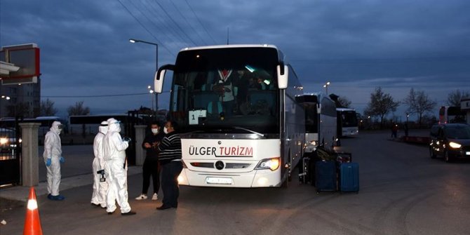 Kuveyt'ten getirilen 348 Türk vatandaşı Aksaray'daki yurda yerleştirildi