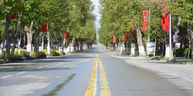 Yurt genelinde 'Evde kal' çağrısına büyük oranda uyuluyor