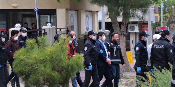 Yeşilova Belediye Başkanı ve eşine yönelik silahlı saldırıya ilişkin gözaltına alınan 11 kişi adliyeye sevk edildi