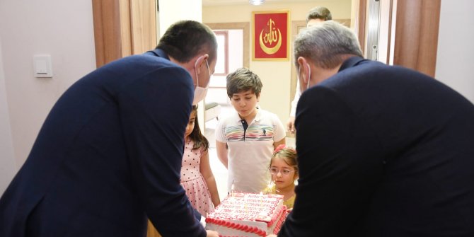 Altındağ’da 100 çocuğa 100. yıl pastası