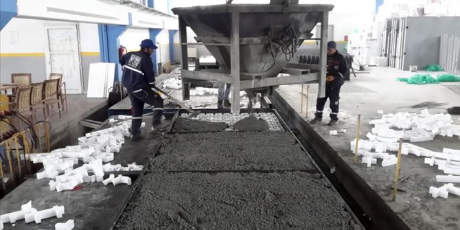 Terör saldırılarına karşı kalkan olması için 'betonarme sandviç plak' geliştirdiler