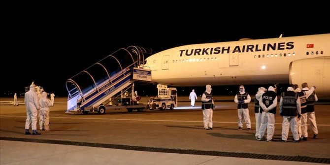 Kenya ve Tanzanya'dan 272 Türk vatandaşı THY uçağıyla Samsun'a getirildi