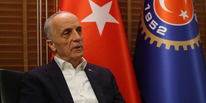 Türk-İş Genel Başkanı Atalay: Bu yıl 1 Mayıs'ı tüm sağlık çalışanlarına atfediyoruz