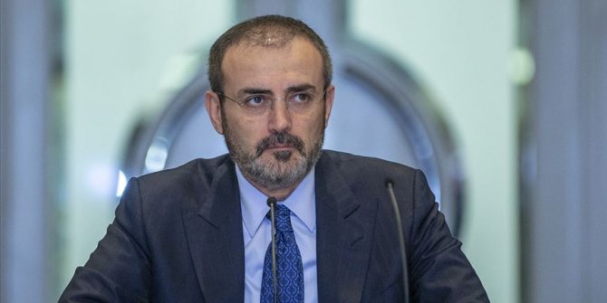 AK Parti'den sosyal medya için 12 etik kural