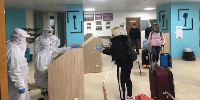 Kocaeli'de karantina süresi dolan 101 kişi evlerine uğurlandı