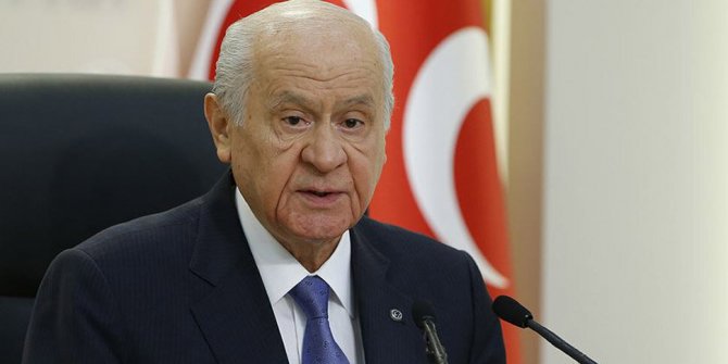"Milli iradeyi yok sayan iş birlikçi çevreler ateşle oynuyor"