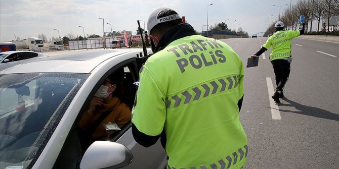 İçişleri Bakanlığı: 31 ile yönelik giriş/çıkış kısıtlaması uzatıldı