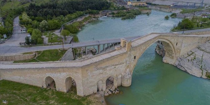 Malabadi Köprüsü ve Hasuni Mağaralarında Kovid-19 sessizliği