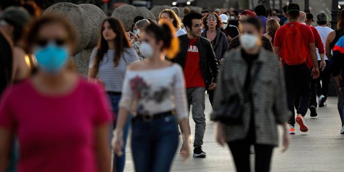 İspanya'da Kovid-19'dan ölenlerin sayısı 25 bin 428'e çıktı