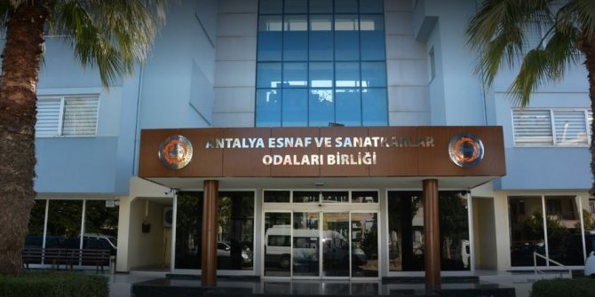 Antalya Esnaf Odaları binası için bomba ihbarı