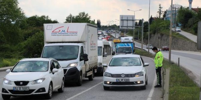 Yasak öncesi kuyruklar arttı