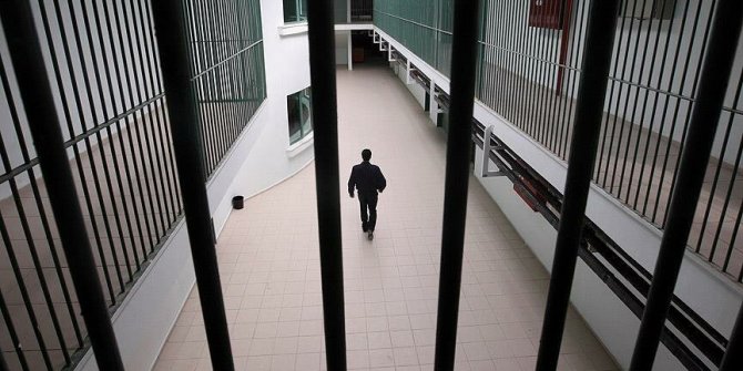 Denizli'de 4 firari aynı mahallede yakalandı