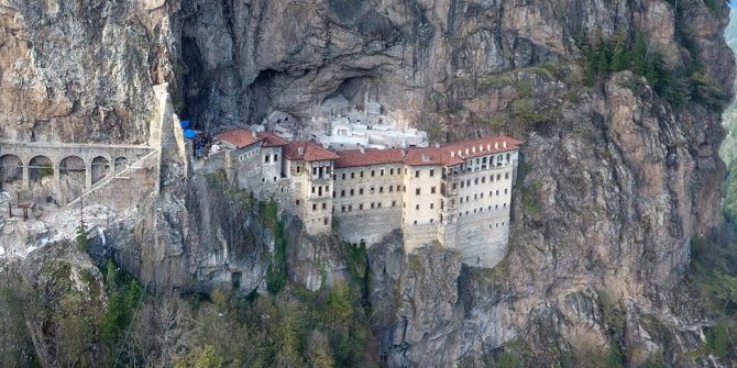 Sümela Manastırı'nda restorasyon yeniden başladı