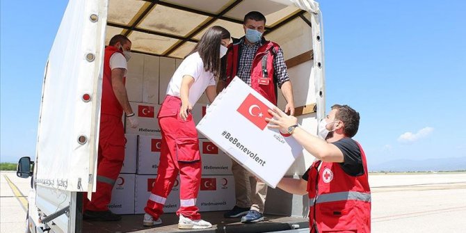 Türkiye'nin tıbbi yardımları Kuzey Makedonya'ya ulaştı