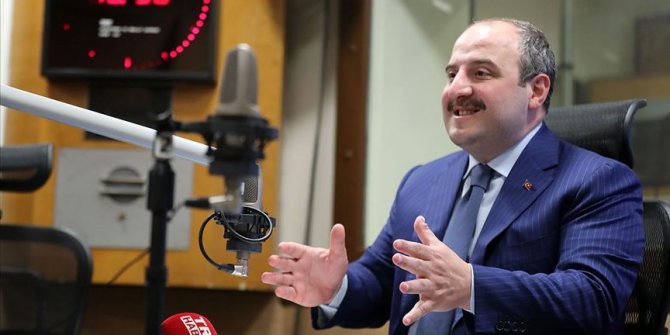 Bakan Varank: Maskenin tasarımı kumaşı ve koruyuculuğuyla ilgili standartlar yayınladık