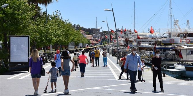 Türkiye'nin koronavirüsle mücadelesinde son 24 saatte yaşananlar