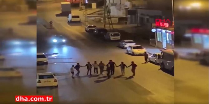 Ankara'da tepki çeken görüntü! Birlikte halay çektiler