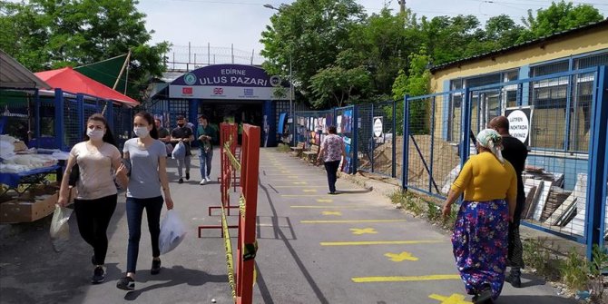 Trakya'nın en büyük pazarlarından 'Ulus Pazarı' kontrollü açıldı