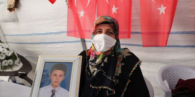 'Bütün anneler burada gözyaşı döküyor'