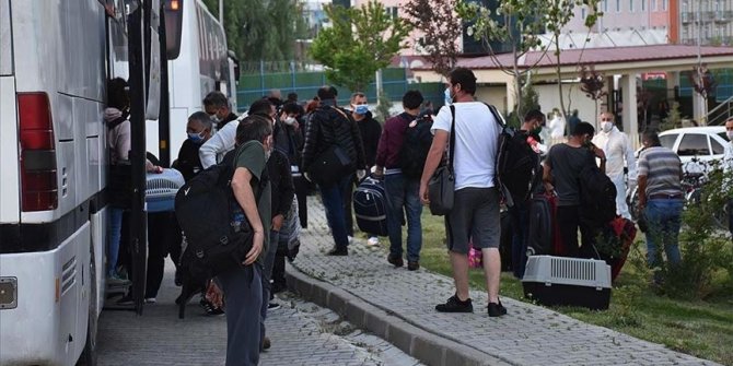 Tanzanya'dan getirilen 53 kişi Kovid-19 tedbirleri kapsamında Kırıkkale'deki yurda yerleştirildi
