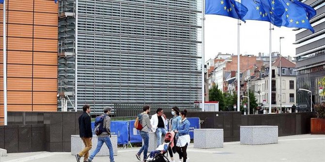 Dünya genelinde Kovid-19 bulaşan kişi sayısı 4 milyon 720 bini aştı