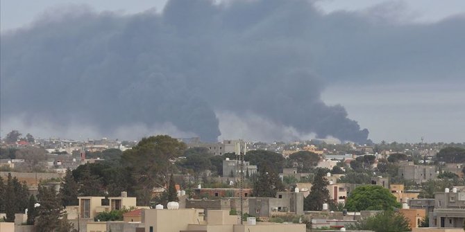 Libya ordusundan Hafter milislerinin işgalindeki Vatiyye Askeri Hava Üssü'ne 5 hava harekatı