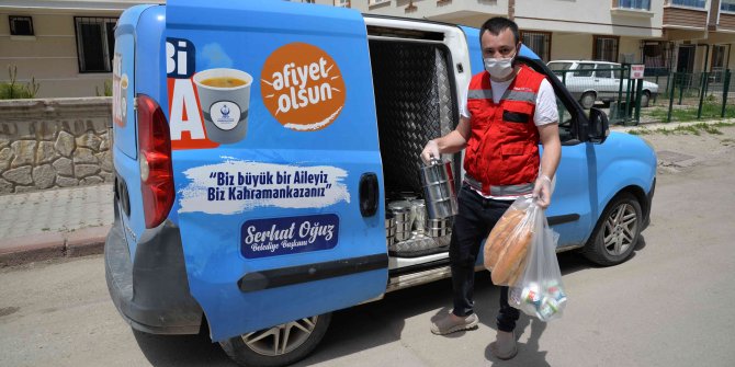 Kahramankazan’da sıcak yemek servisi sürüyor