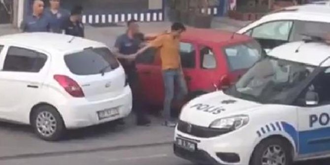 İngiliz bayrağına benzeyen havluyu balkonuna astı, mahalle karıştı