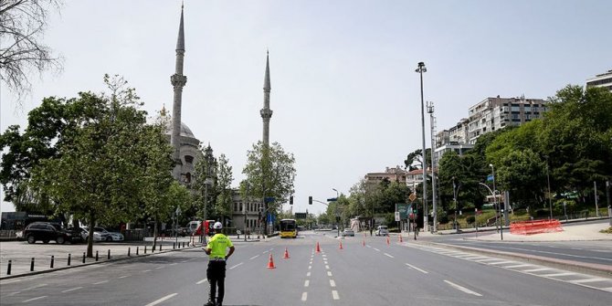 6 saatlik sokağa çıkma kısıtlaması başladı: İstisna kapsamında olan kişiler