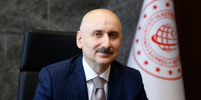 Bakan Karaismailoğlu: 2023'te tüm hanelere genişbant erişimi sağlamayı amaçlıyoruz