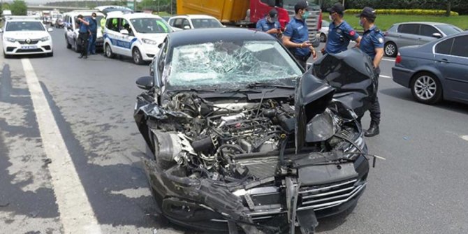 AK Parti Bursa Milletvekili Atilla Ödünç trafik kazası geçirdi