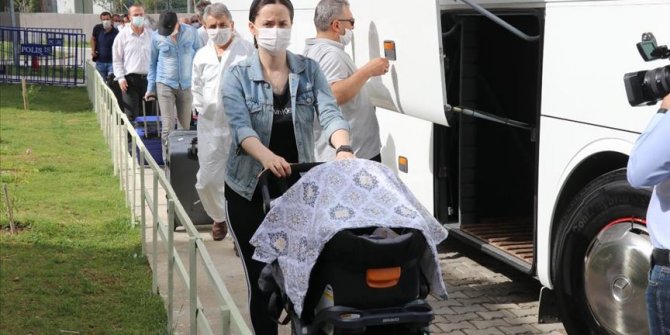 ABD'den getirilen 294 Türk vatandaşı memleketlerine uğurlandı